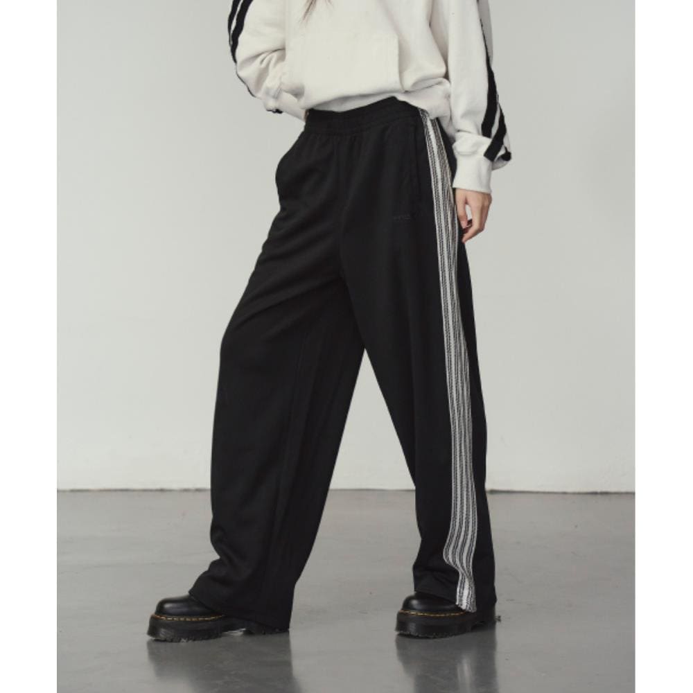 PRENDA KNIT JACQUARD TAPE TRACK PANTS BLACK PRTFAWPT07WC