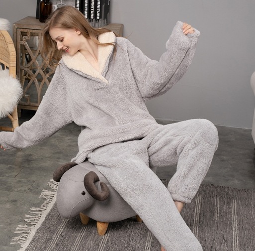 大きいサイズ リラックスタイム リラックス ルームウェア パジャマ 部屋着 寝巻き ナイトウェア 袖あり 長袖 Vネック もこもこ モコモコ ふわふわ ポケット ウエストゴム 上下セット 2点セット