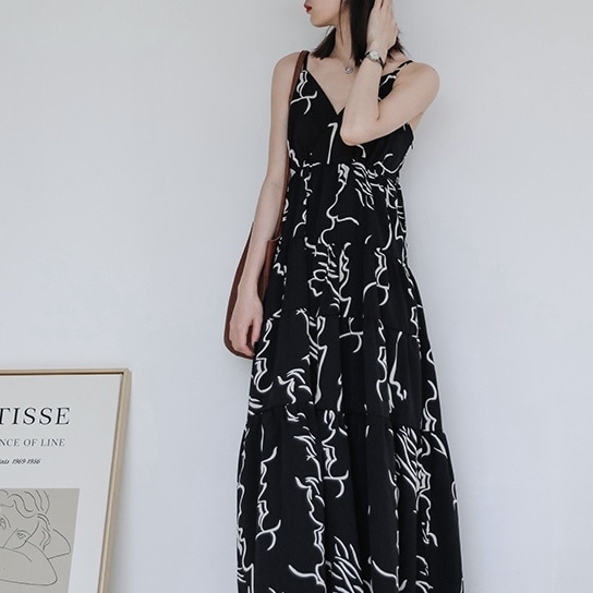 ワンピース ロングワンピース キャミソールワンピース 胸元 ウエストマーク ロング丈 バックシャン かわいい 大人可愛い きれいめ シンプル カジュアル 上品 おしゃれ かっこいい 大人女子 こなれ感