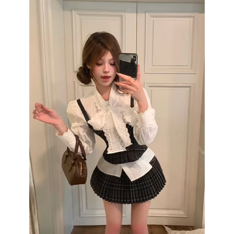 高級な気質のシャネル風柄キャミソールシャツハイウエストスカートスリーピーススーツ女性用