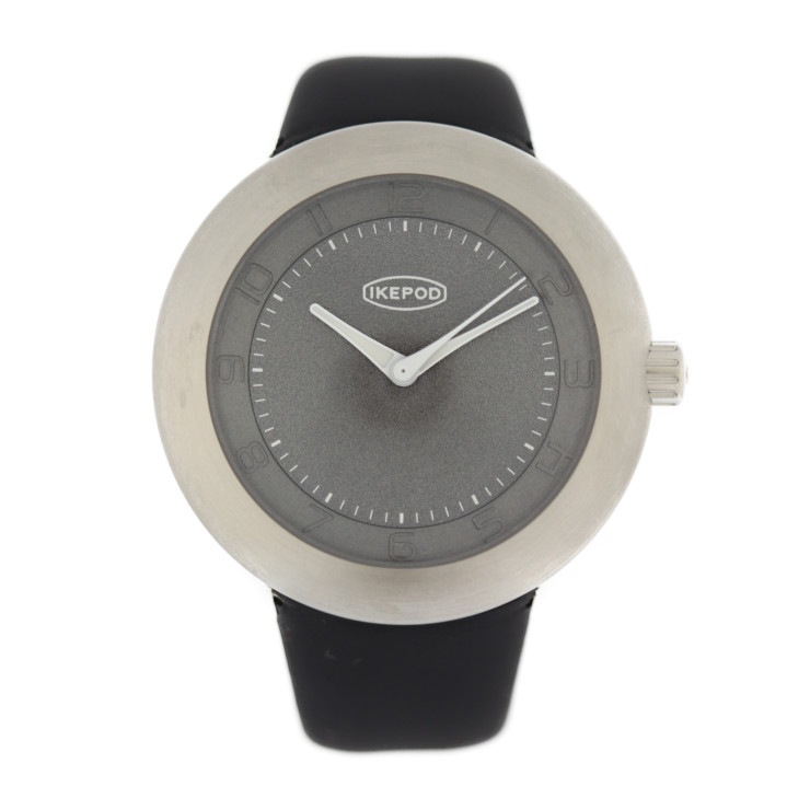 新品未使用展示品 IKEPOD アイクポッド 腕時計 IPM101SILB メガポッド 101 Rob ステンレススチール ラバー シルバー ブラック グレー文字盤 自動巻き 裏スケ メンズ 本物保証