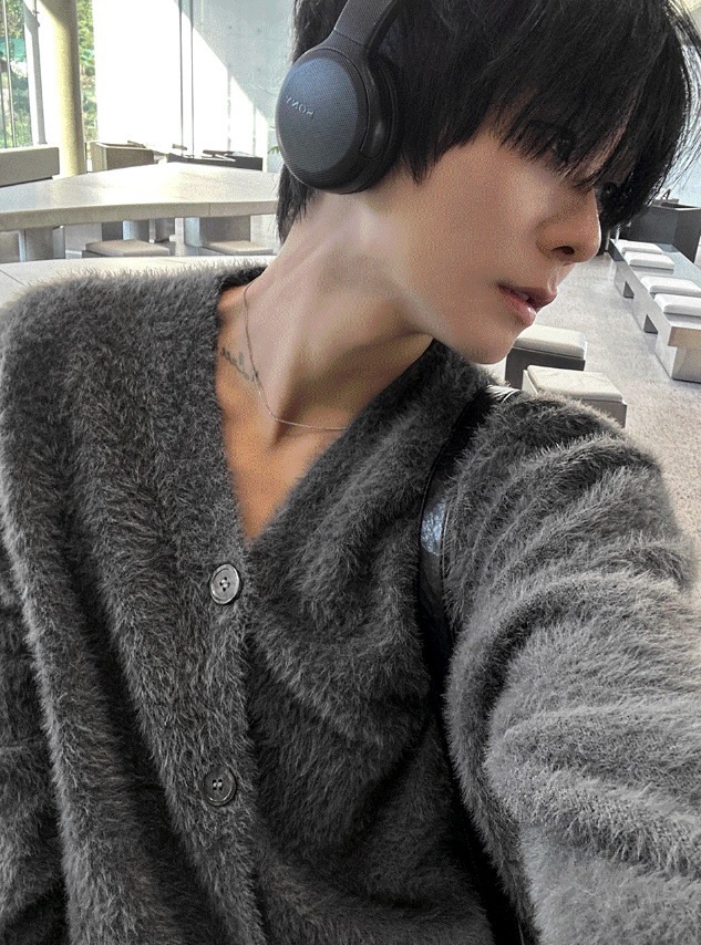 [COSYHARU公式]Museum Angora Semi-Over Cardigan