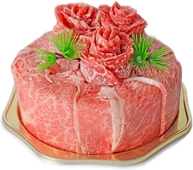松阪牛 A4 A5等級 ケーキ盛り【誕生日 贈り物】300g(2から3人前) 肉 ケーキ 食べ比べ 焼肉