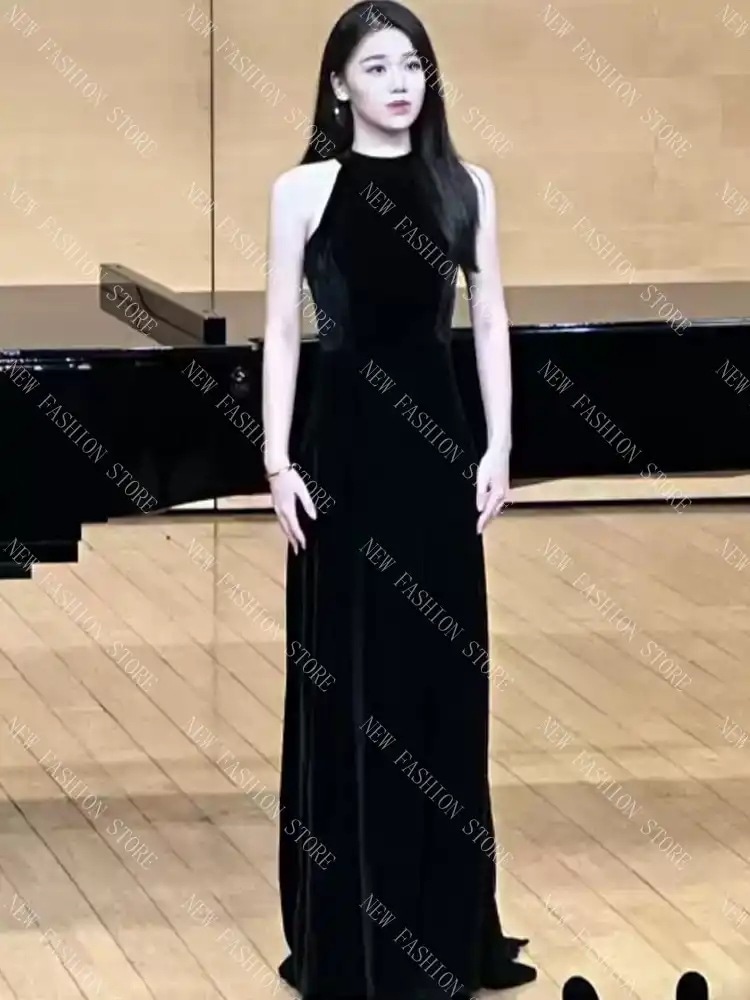 ブラックの高級感あふれるスリムな誕生日パーティーや宴会司会者向けのピアノの質感のワンピース-50