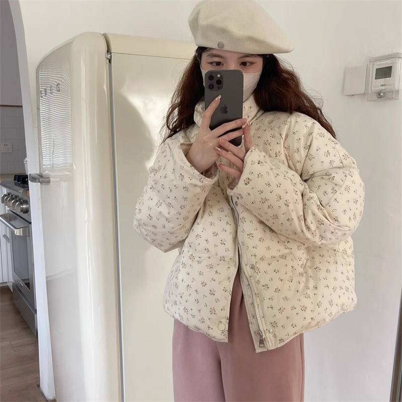 スタンドカラーの新作韓国風ショートダウンジャケット厚手のホワイトダックダウンを使用し冬にぴったりレディースカジュアルコート