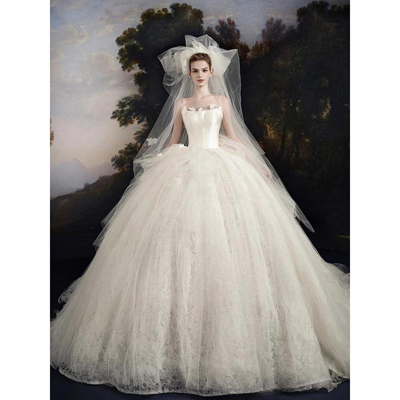 ストラップレスライトウェディングドレス2025花嫁プチ主糸生地重工業大きいサイズロングテール秋冬