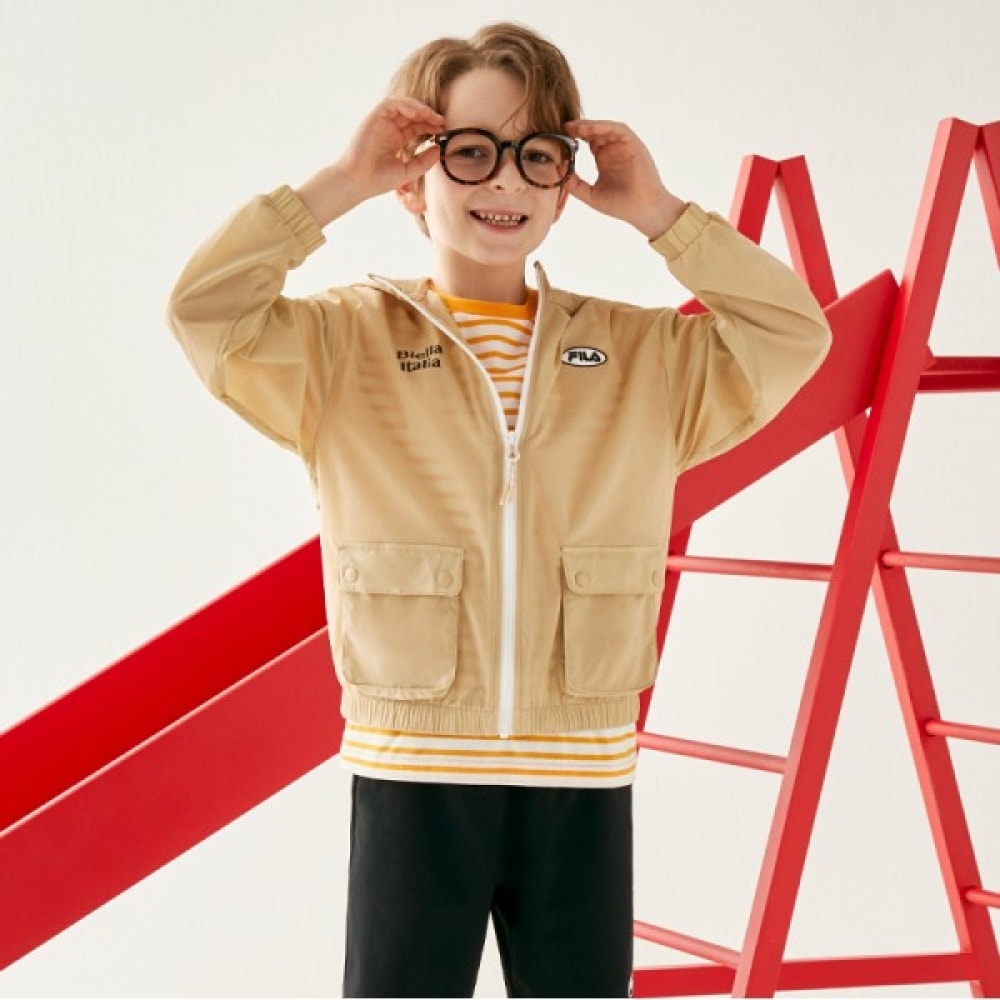FILA キッズ エッセンシャル 軽量ウィンドブレーカー FK2JKE2101X_SKN