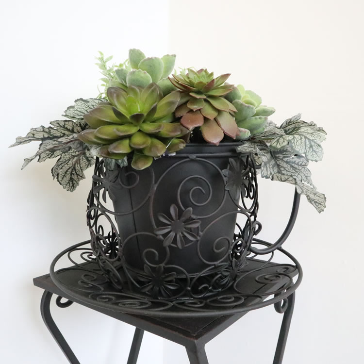 インテリアエクステリア兼用 ティーカップ型プランター ブラック 5,160円