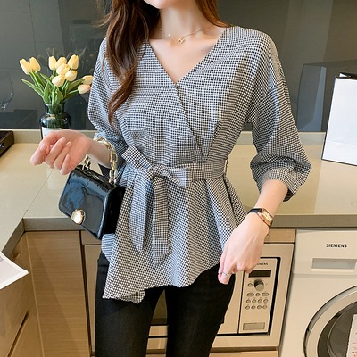 トップス デート シャツ ブラウス カットソー 袖あり リボン かわいい 大人可愛い きれいめ シンプル カジュアル 大人 上品 おしゃれ お洒落 主役級 存在感 柄 夏 10代 20代 30代