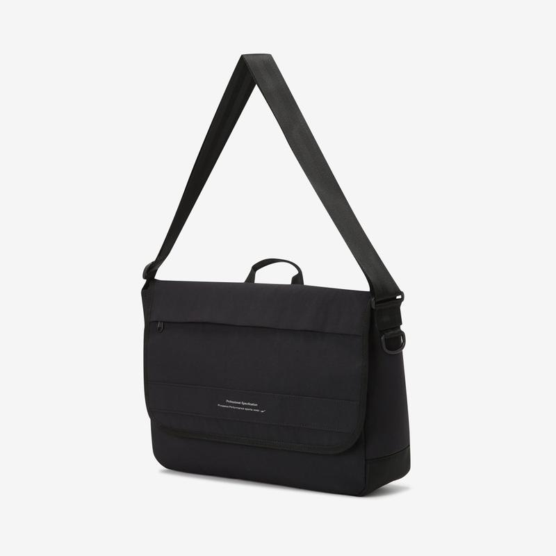 パフォーマンスモバイルメッセンジャーバッグ L BC-Y041 (PW5BC23Y041)