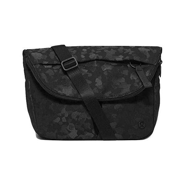 Lululemon All Night Festival Bag 5L - Fragment Camo Jacquard Black Deep Coal 並行輸入品