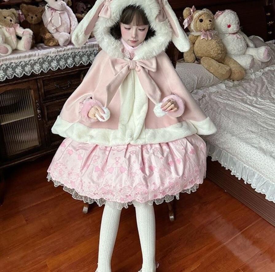 94【新作登場 最安値】ロリータ 　 ポンチョ コート ケープ コート 無地 　ケープ　コスプレ ブラウス　メイド服 コスチューム 文化祭 学園祭 衣装 仮装 ハロウィン おすすめ 可愛い 長