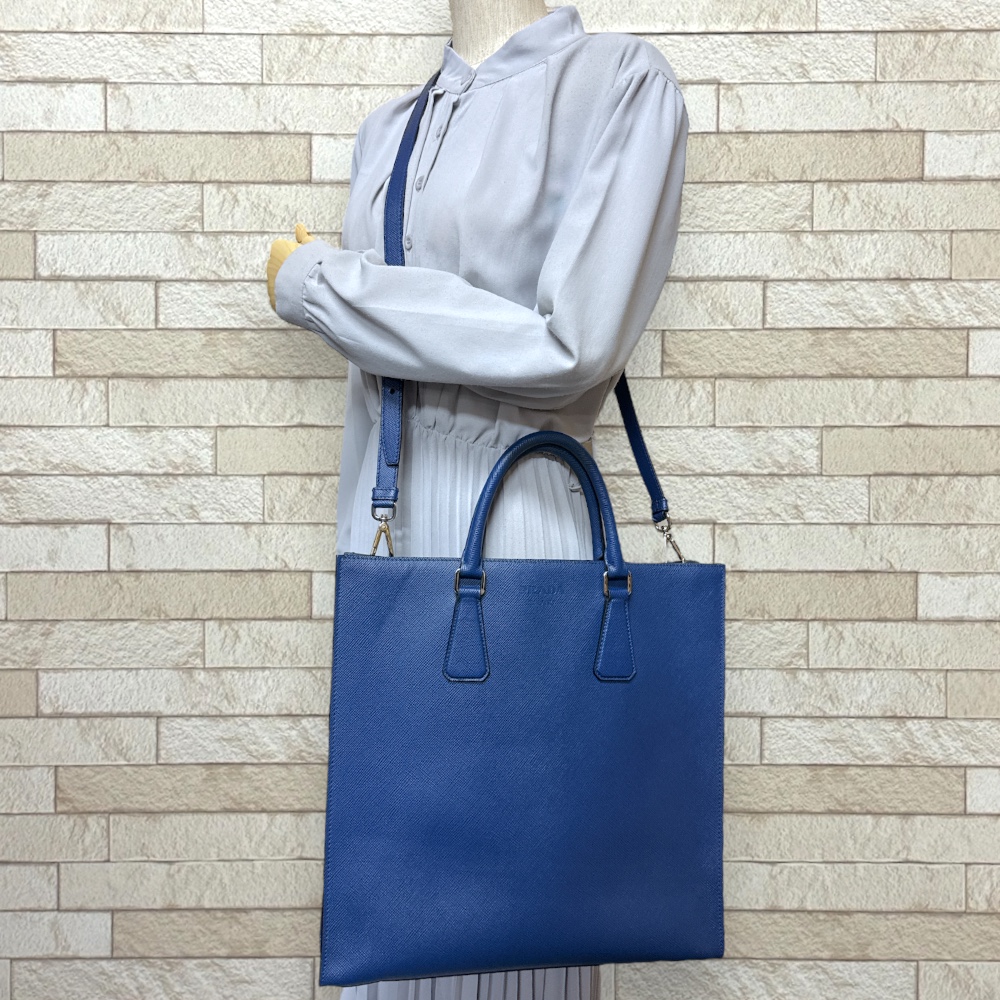 プラダ ショルダーバッグ レザー ブルー PRADA 中古