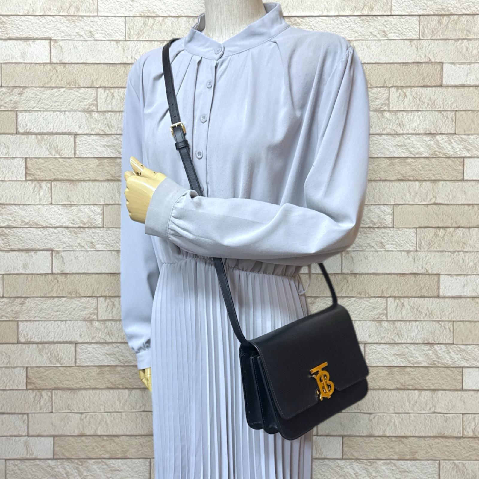 バーバリー ショルダーバッグ レザー ブラック BURBERRY 中古