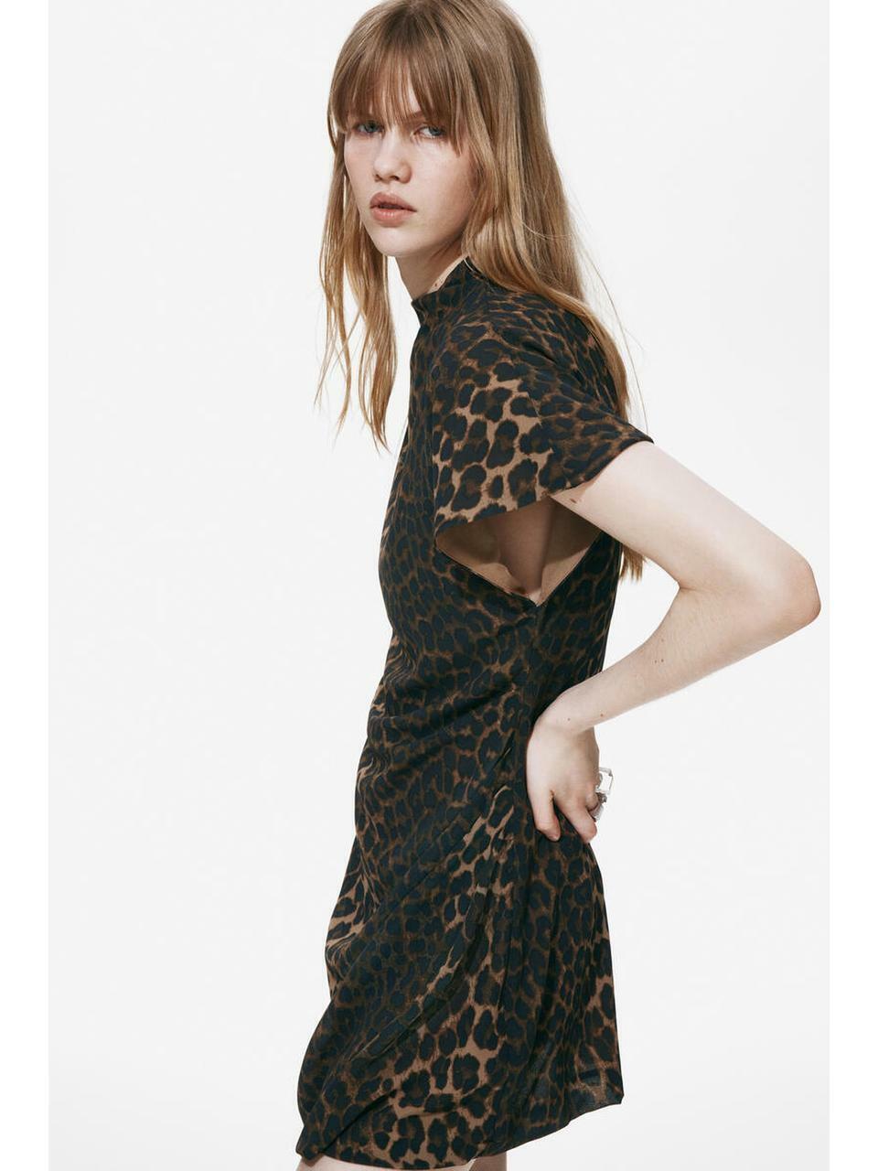 H&M ドレープタートルネックドレスブラウンレオパードプリント 1338302001