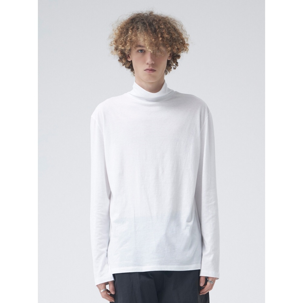 GOZER UNDER TURTLE NECK WHITE