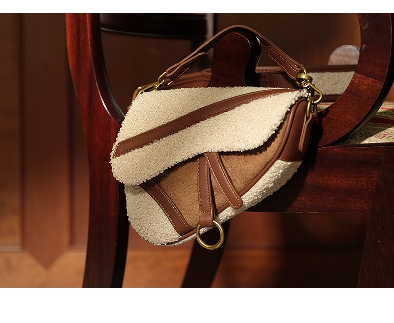 冬季新品　カッコイイショルダーバッグ/ハンドバッグ 5,096円