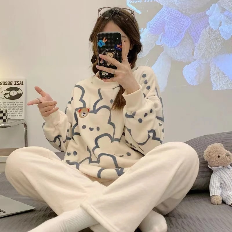 女の子のための長袖ラウンドネックパジャマ 2ピースの衣装セット ぬいぐるみ 家の服 暖かい かわいい 新しい 秋