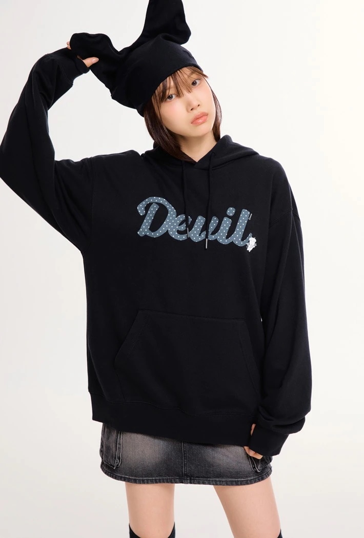 [SPAO x ガナディ] 天使と悪魔 フーディースウェットシャツ (BLACK)_SPMHF4VU02 / 가나디 천사와 악마 후드 스웨트셔츠 / 公式グッズ GANADI