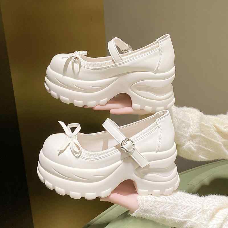厚底 ローファー リボン フレンチレトロ 可愛い ウェディングシューズ ウェッジソール 韓国風 白 ブライダル 結婚式 花嫁 身長アップ シューズ レザー 個性的 量産系 お嬢様 ダッドスニーカー風