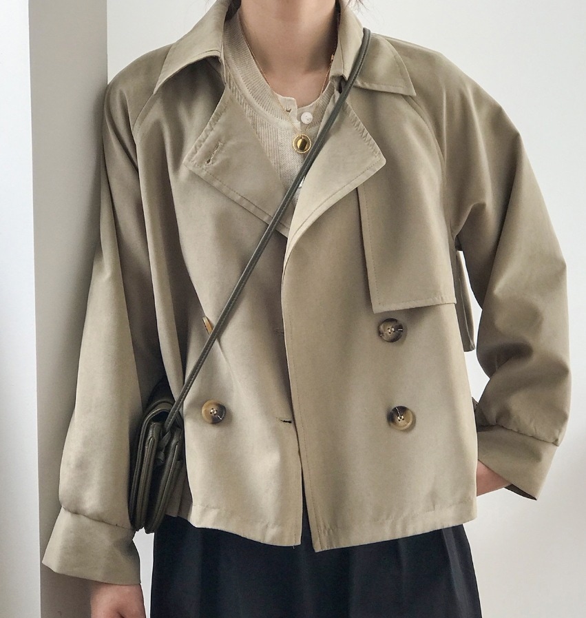 アウター デート トレンチコート ショート丈 可愛い きれいめ 上品 おしゃれ かっこいい 可愛い ラブリー キュート ガーリー クール モード系 セクシー エレガント 存在感 フォーマル
