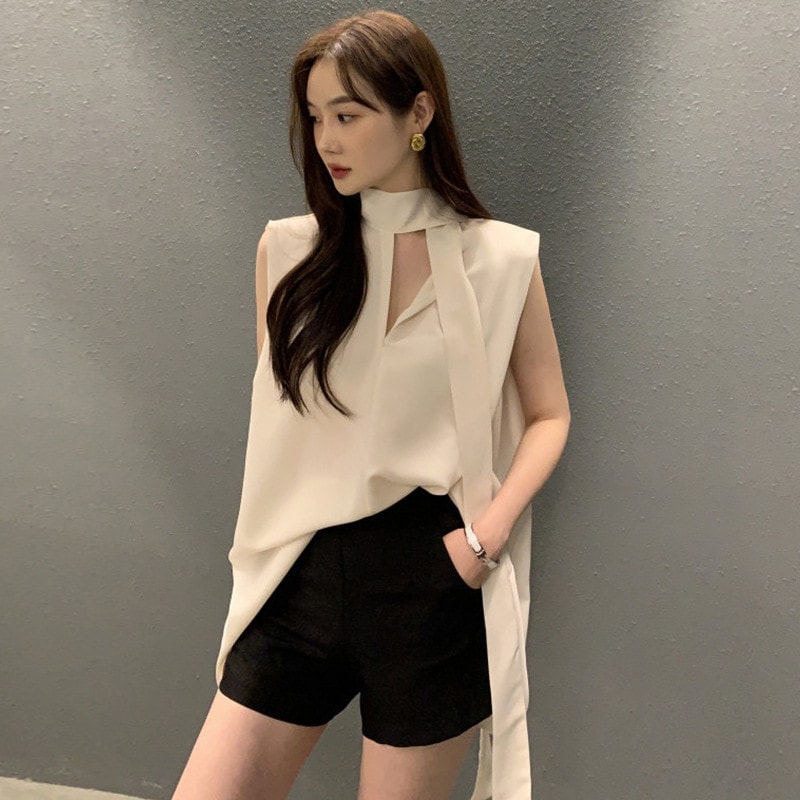 ブラウス2025新作 シンプル Vネック シャツ カジュアル 百掛け ノースリーブ トップス シアーシャツ UVカットシアーシャツ リボン レース 4,763円