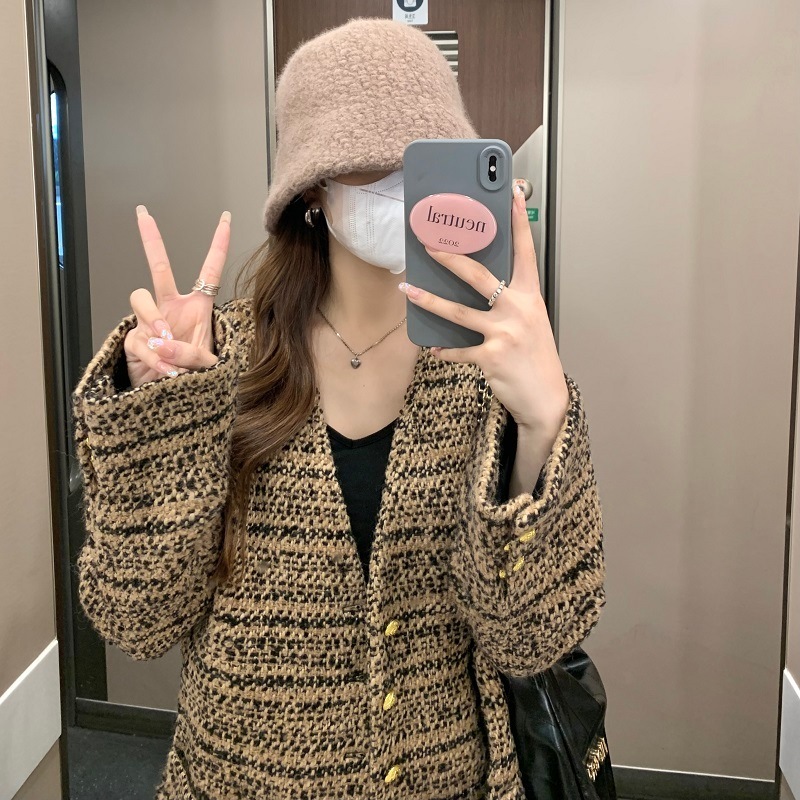 アウター ブルゾン 上着 レギュラー丈 袖あり 長袖 Vネック ポケット かわいい 大人可愛い カジュアル 大人 おしゃれ お洒落 かっこいい レトロ こなれ感 メンズライク マニッシュ 柄 春 秋