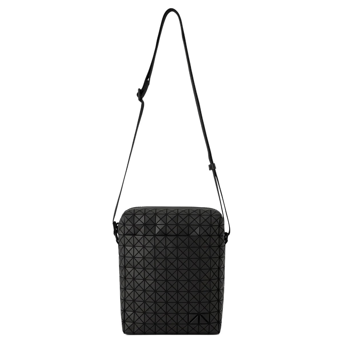 バオバオ BAO BAO ISSEY MIYAKE 【VOYAGER / ボイジャー】 ショルダーバッグ マット ブラック BB AG121 16