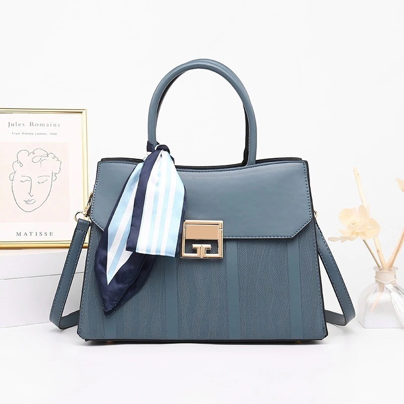 おしゃれ 高級感 気質 ハンドバッグ 百掛け 大容量 質感 ショルダーバッグ 流行り ニッチデザイン 斜め掛けバッグ バックパック