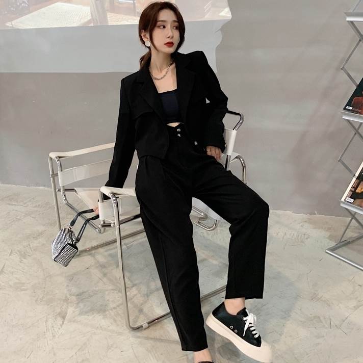 新品 セットアップ ジャケット パンツ スーツ 上下セット レディース 春 秋 長袖 カジュアル 個性的 ストリート 黒 茶色 無地 ショート丈 テーラードジャケット かっこいい ハイウエスト トラッ