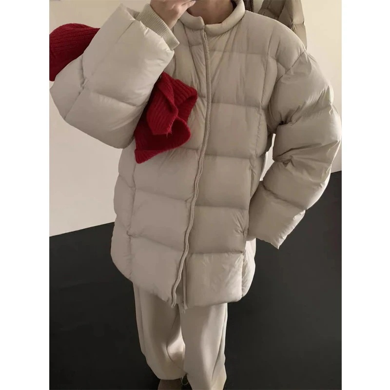 2025年人気商品 ホワイトダックダウンジャケット ミドル丈 クルーネック ノーカラー ゆったり 韓国風 ミニマリストスタイル 極厚パファージャケット
