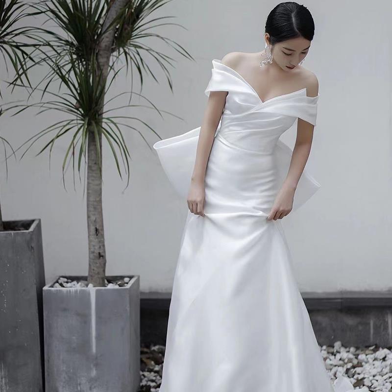 ウェディングドレス 結婚式 二次会 ホワイト 花嫁 ウェディング プリンセスドレス 白ドレス ロングドレス 披露宴 編み上げ