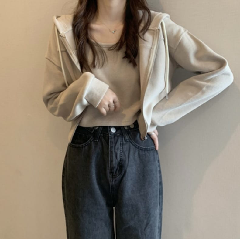 トップス カットソー フーディー ジャケット 上着 ショート ショート丈 袖あり 長袖 スリム タイト 細身 かわいい 大人可愛い きれいめ シンプル カジュアル 大人 上品 おしゃれ お洒落