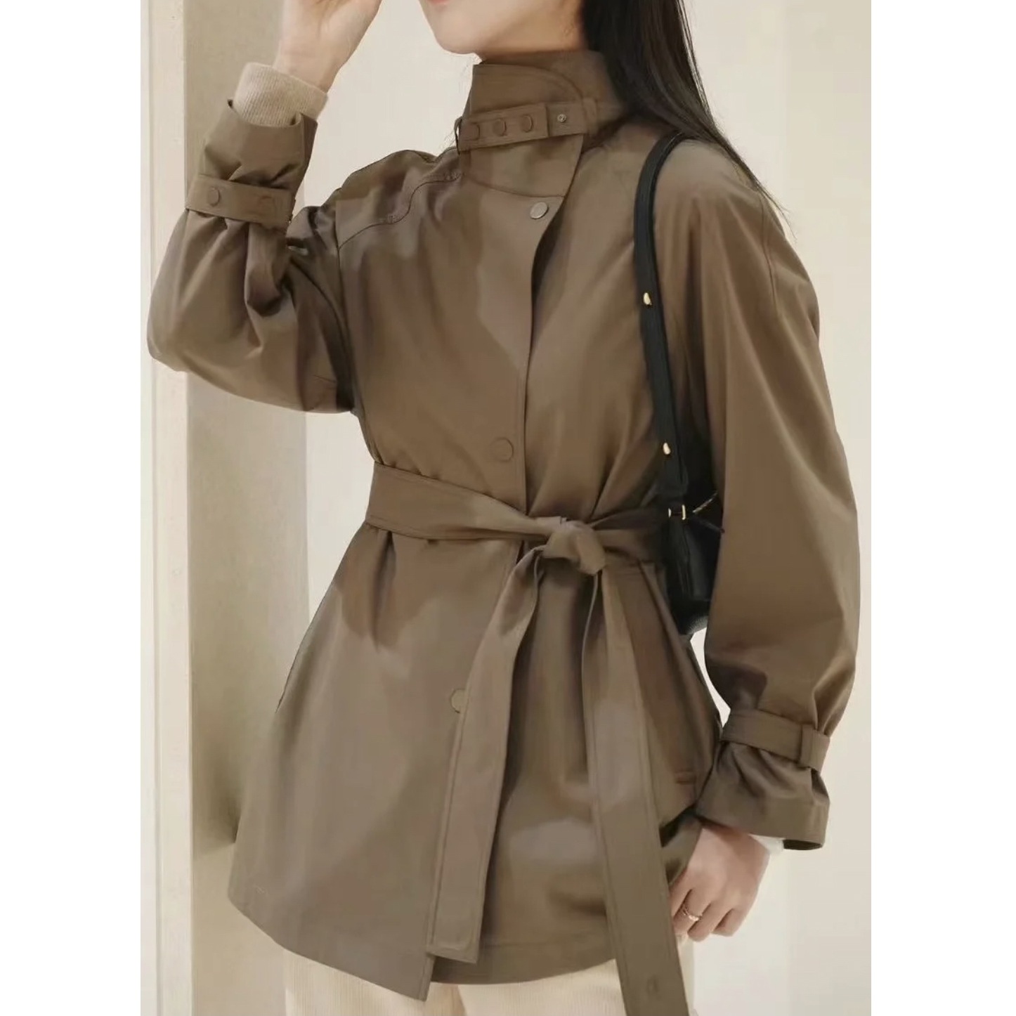 スポット小河スタイルのスタンドカラーウィンドブレーカージャケットレディース春秋カジュアルミドル丈スモールウエストタイコート