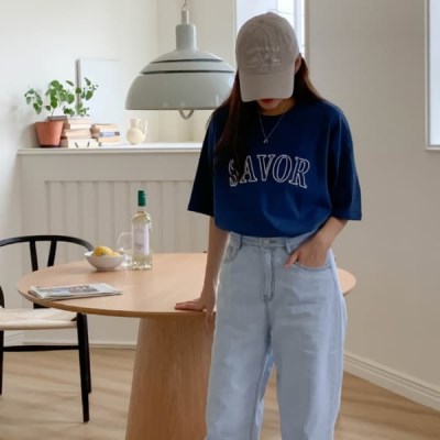 [韓国直送] 女性の夏の夢想家バクシレタリング短いスリーブTシャツ