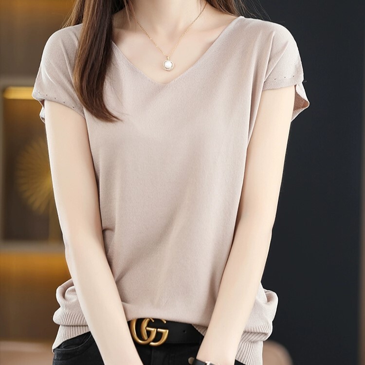 トップス ニットソー 半袖 Vネック ストレート Iライン 透け感 サマーニット 薄手 かわいい 大人可愛い きれいめ シンプル 大人 おしゃれ お洒落 大人可愛い 大人女子 こなれ感 キュート
