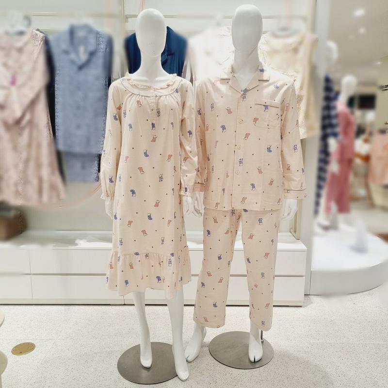 AK水原店 30番手の起毛 猫プリント ワンピースパジャマセット GW8873AMP8873A