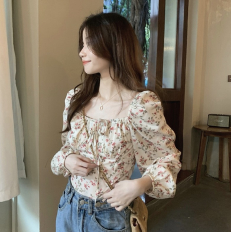 トップス シャツ ブラウス カットソー 袖あり 長袖 スクエアネック かわいい 大人可愛い きれいめ シンプル カジュアル 大人 上品 おしゃれ お洒落 かっこいい レトロ 大人女子 こなれ感 ラフ 4,724円