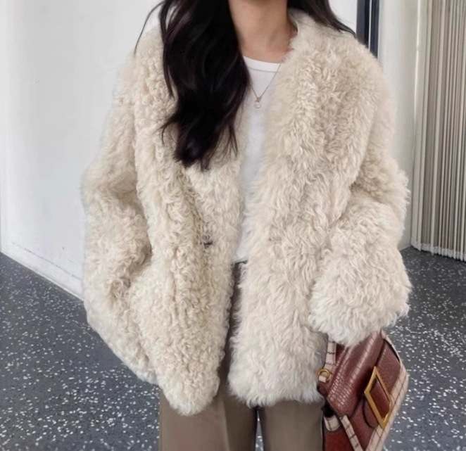 レディース ジャケット カーディガン 着ぐるみ 上着 もこもこ ふわふわ 大人可愛い きれいめ シンプル カジュアル 上品 おしゃれ かっこいい レトロ こなれ感 ラフ ボーイッシュ スポーティー