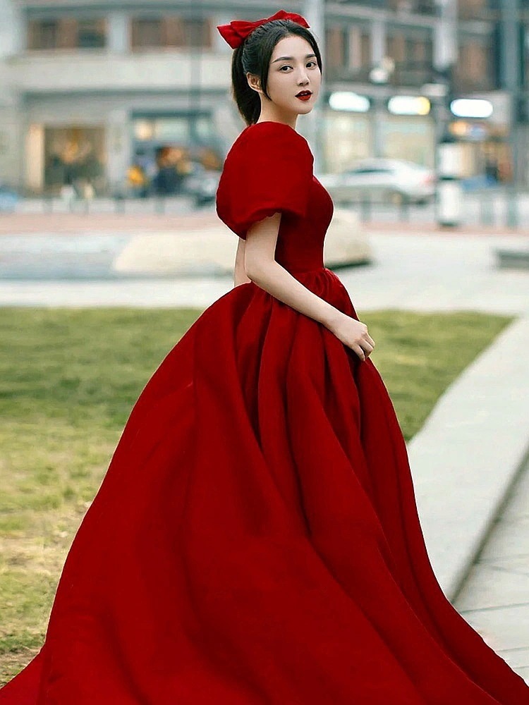 ドレス ドレス シーズン レッド ライト ウェディング ドレス バーガンディの花嫁が婚約して帰国しました プリンセス