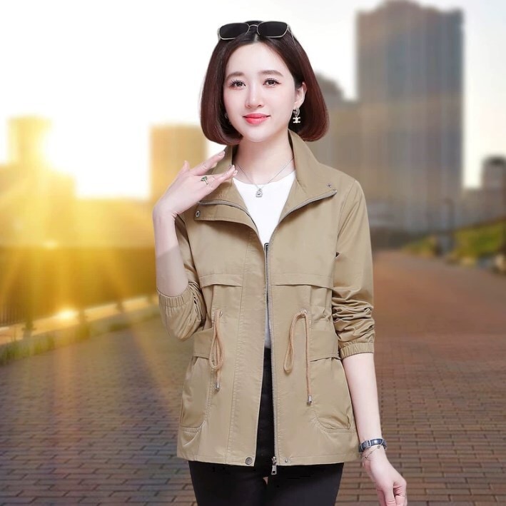 アウター ジャケット 袖付き 長袖 襟付き 前開き ファスナー ポケット ウエストマーク かわいい 大人可愛い きれいめ シンプル 大人 上品 おしゃれ かっこいい 大人女子 レトロ こなれ感 ラフ