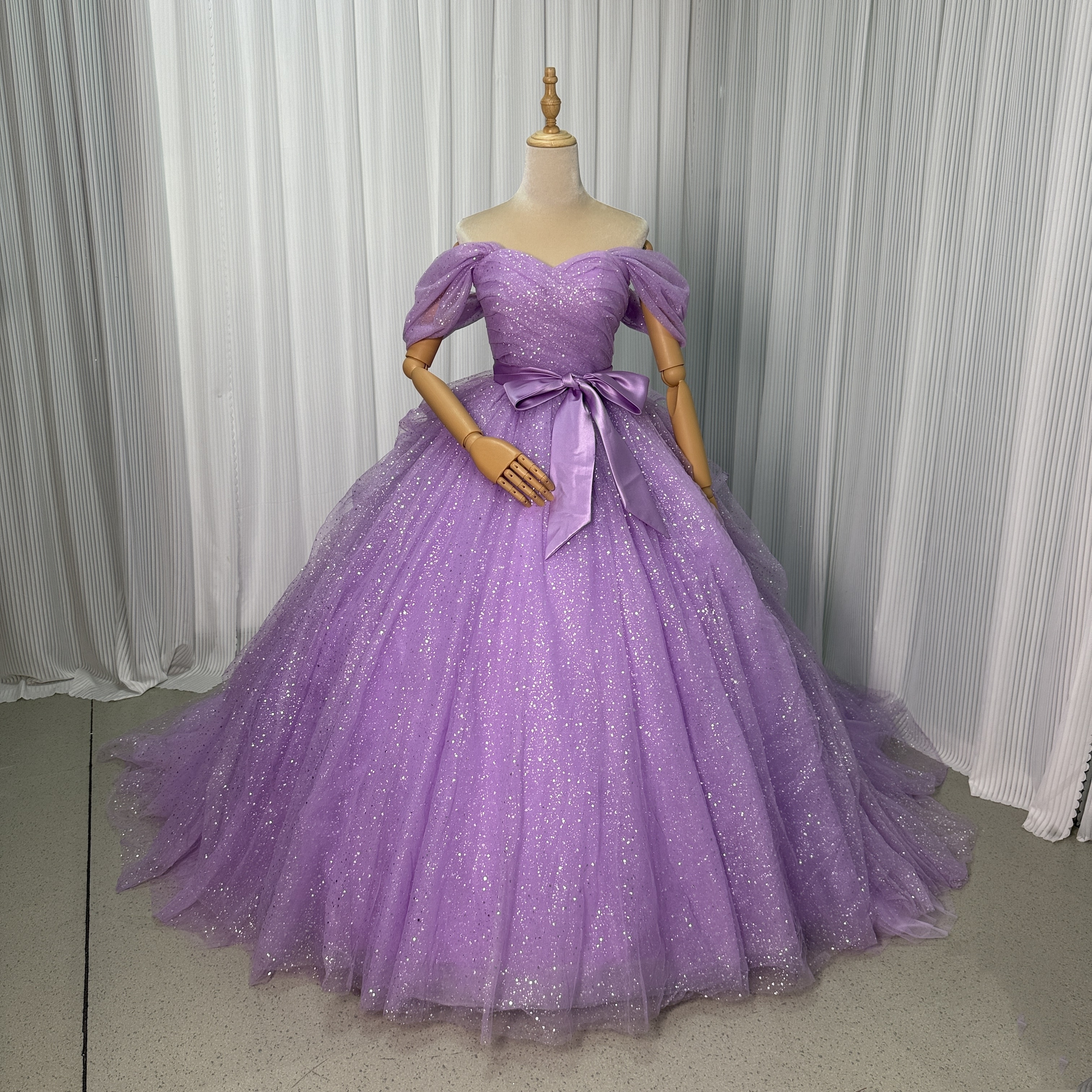 カラードレス パープル キラキラグリッターチュール 取り外し袖 サッシュベルト 華やかなトレーン 花嫁 前撮り 33,014円