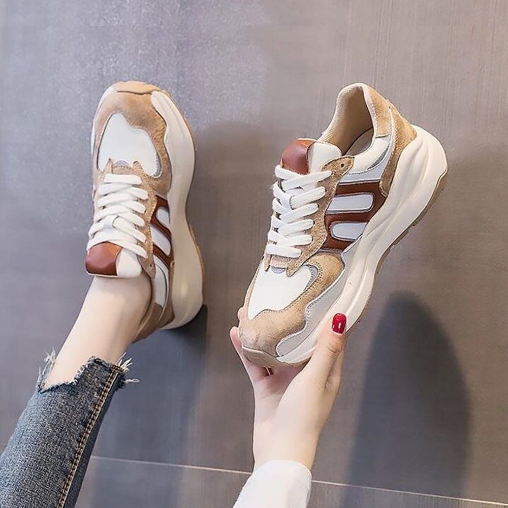 厚底スニーカー シューズ 靴 l クツ スニーカー 5cmヒール 厚底 ラウンドトゥ 歩きやすい 走れる 裏起毛 かわいい 大人可愛い シンプル カジュアル 大人 おしゃれ お洒落 スポーティー メ 10,888円