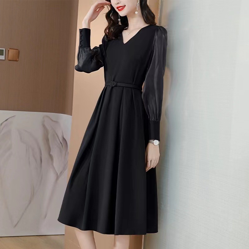 レディース ワンピース フレア ドレス 膝丈 ミディアム 長袖 Vネック Aライン ベルト ウエストマーク 異素材 かわいい 大人可愛い きれいめ シンプル 上品 おしゃれ レトロ 個性的 エレガント