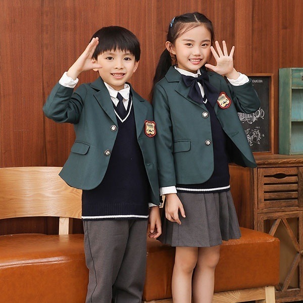 入学式 キッズスーツ 男の子 女の子 韓国風 子供制服 キッズ 4点セット 5点セット 選べるセット 子供フォーマル 子供スーツ 結婚式 子供用 小さいサイズ 110 卒業式 発表会 スーツ 子供服
