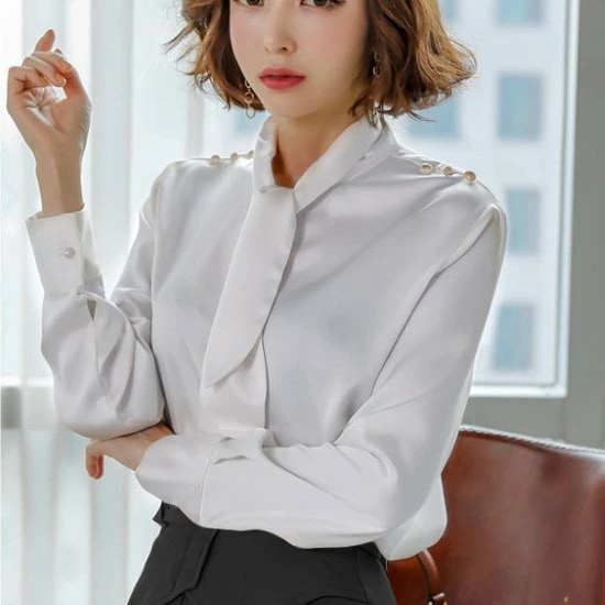シフォンブラウス レディース トップス シャツ リボンタイ 長袖 ボタン 白シャツ ホワイト きれいめ エレガント オフィス フォーマル お呼ばれ OL お出かけ シンプル 無地 ファッション 女性