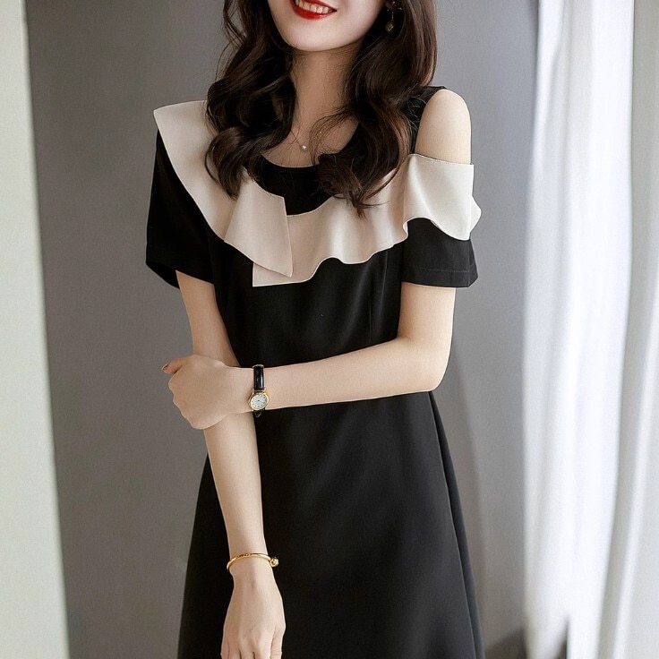 ワンピース ワンピドレス ひざ丈 ワンショルダー フリル かわいい 大人可愛い きれいめ カジュアル 大人 上品 おしゃれ お洒落 かっこいい 大人女子 ラブリー キュート ガーリー 個性的 クール