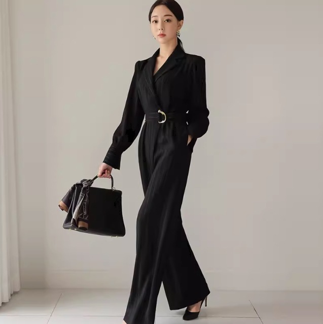 レディース オールインワン ワイドパンツ ロング 長袖 襟付き スリム 細身 ベルト ウエストマーク ポケット ハイウエスト おしゃれ かっこいい クール 存在感 ストライプ 秋 冬 入学式 入園式