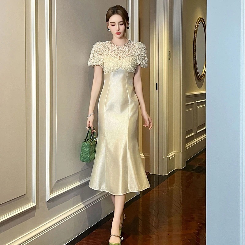 【JY.上品】 2024夏新品 花びら飾り マーメイド ワンピース ドレス パーティー キャバ 大人 同窓会 披露宴 卒業式 結婚式 演奏会 ウェディング 二次会 メガ割 5,199円