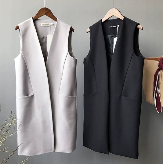 レディース トップス ベスト ジレ ミドル丈 Vネック Iライン ポケット 前開き 大人可愛い きれいめ シンプル カジュアル おしゃれ かっこいい こなれ感 メンズライク ボーイッシュ ルーズ